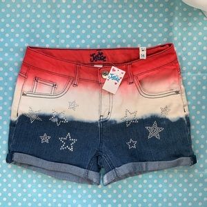 Girls patriotic justice shorts🍄